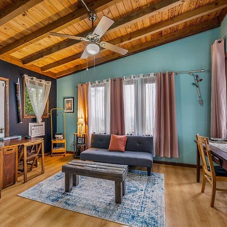 Rubys Roost Villa Mentone ภายนอก รูปภาพ