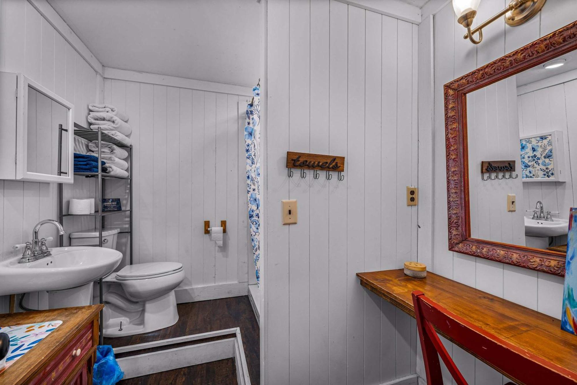 Rubys Roost Villa Mentone ภายนอก รูปภาพ
