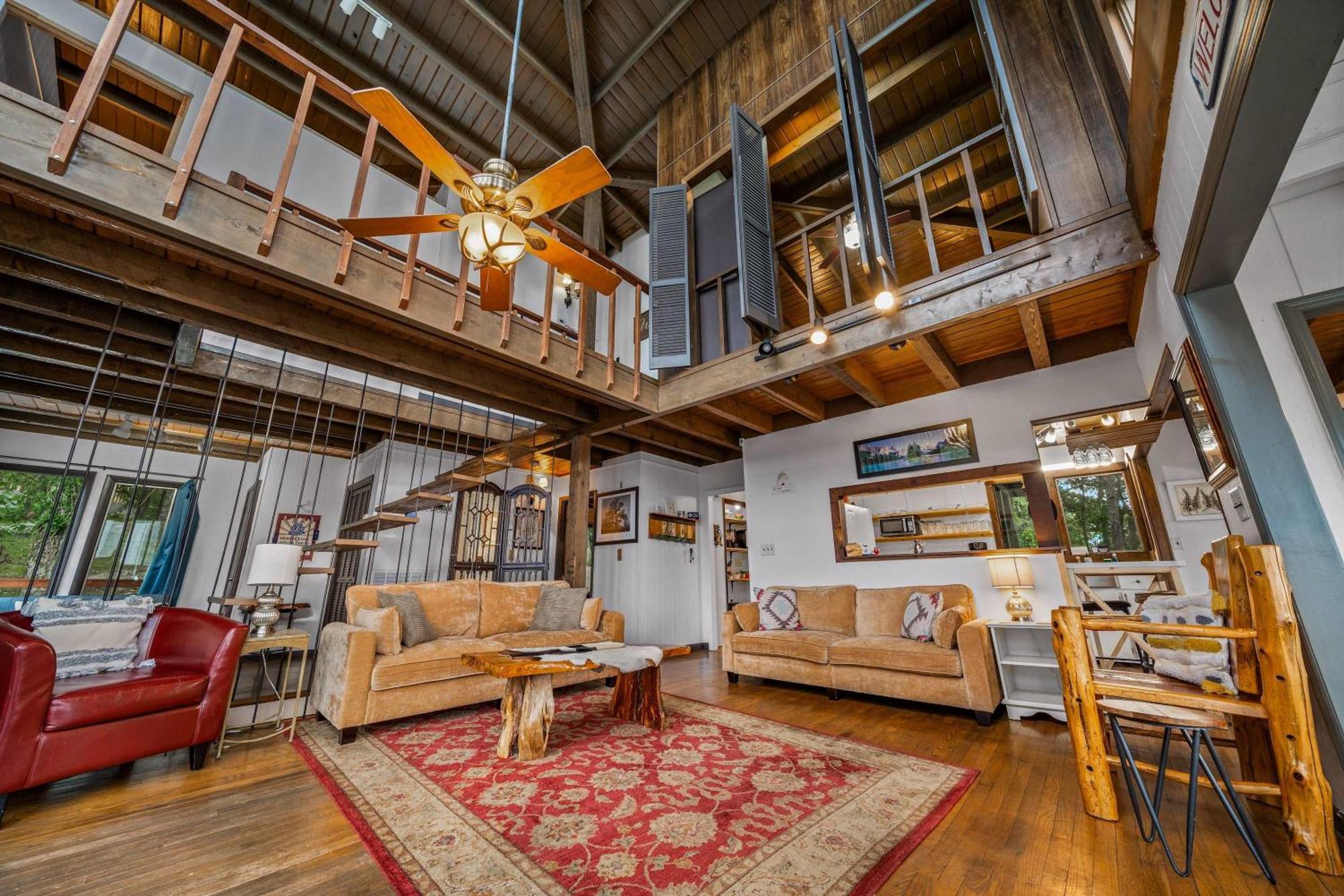 Rubys Roost Villa Mentone ภายนอก รูปภาพ