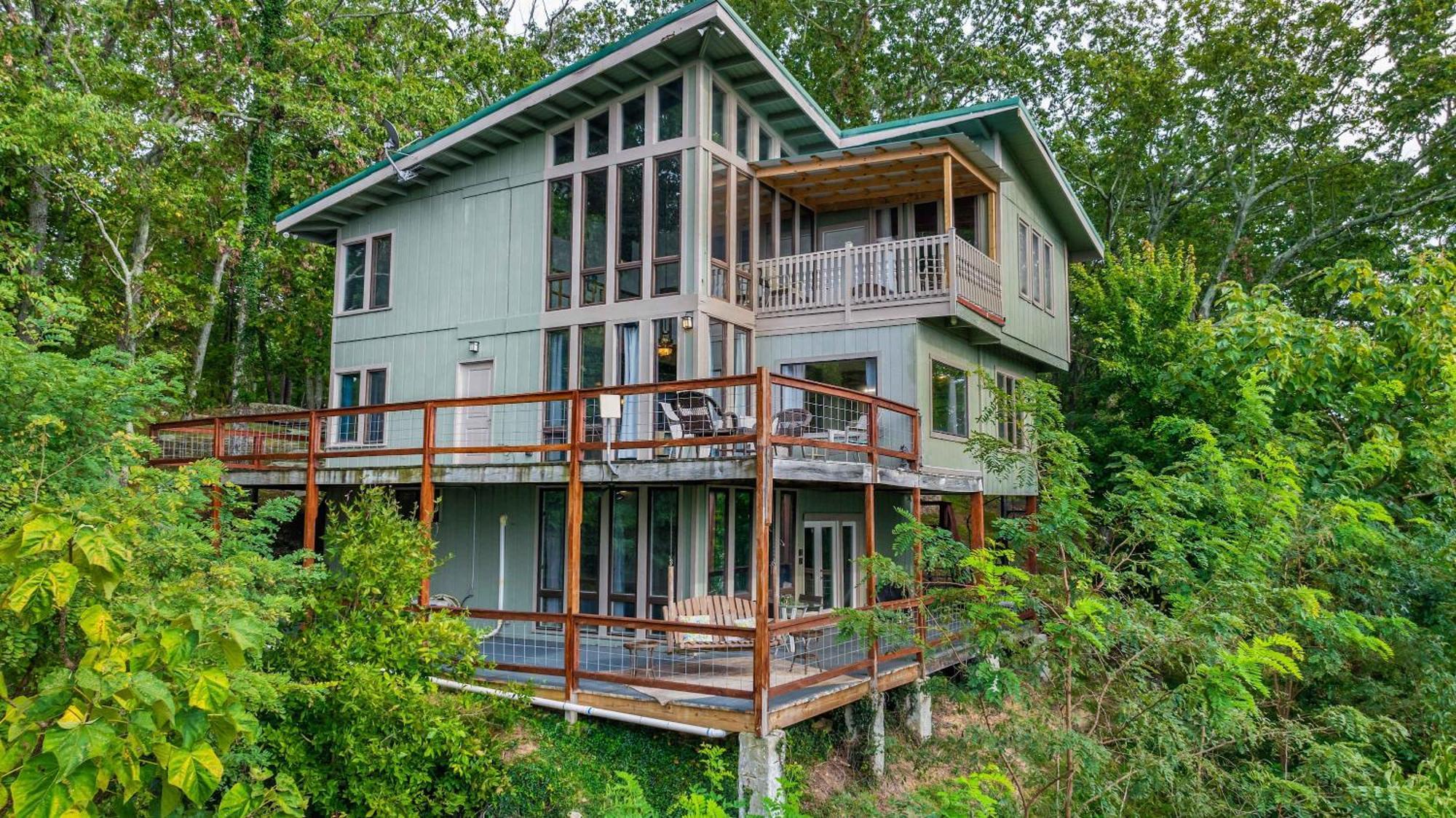 Rubys Roost Villa Mentone ภายนอก รูปภาพ